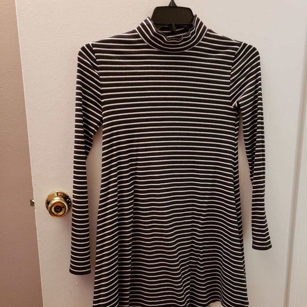 Abercrombie & Fitch Skater Mock Dress